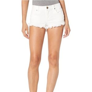 O’Neil low rise shorts